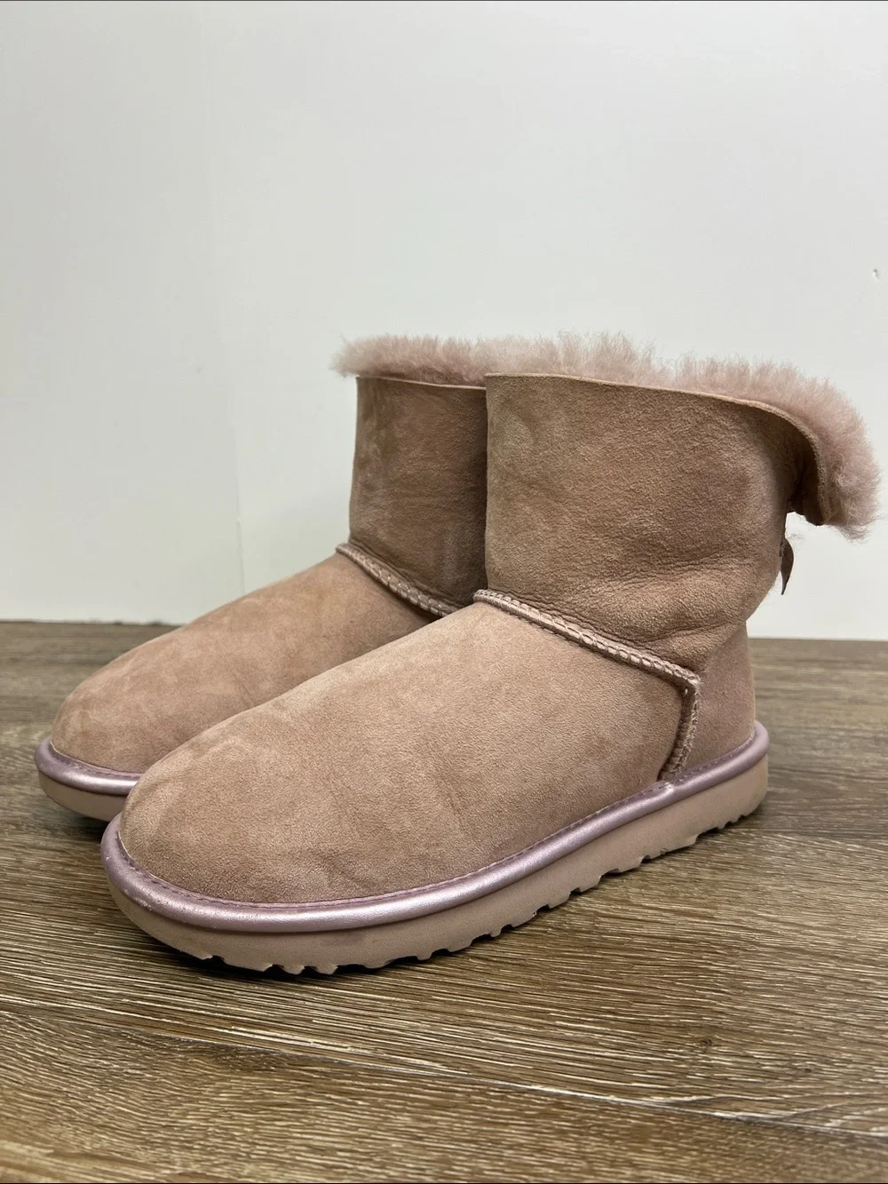 UGG Classic Mini II Metallic Trim Boots Dusk Pink Women’s 8